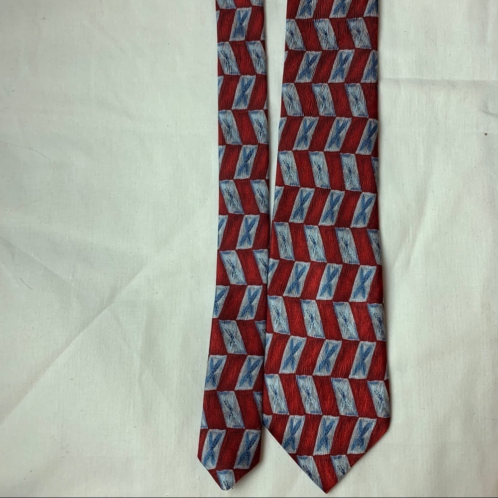 Class club NWT red and blue silk tie